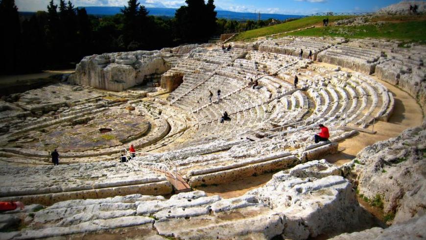 Il Teatro Greco antico nell'era digitale